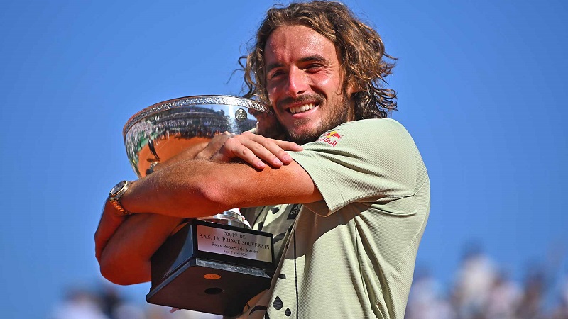 Daniil Medvedev vence Stefanos Tsitsipas e avança a final do ATP 500 de  Vienna 